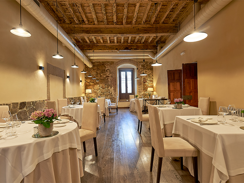 restaurante-palacio-carvajal-giron-plasencia